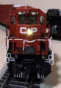 Bowser Ho Scale Sd40-2 Canadian Pacific ( DCC Only ).  - Picture 1 of 11