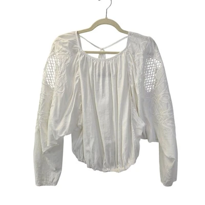 Blusa corta Anthropologie Hazel bordada manga Dolman talla grande Foto 1 de 4