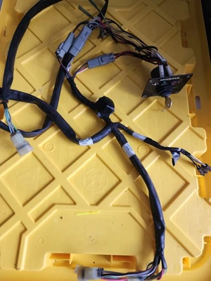 Honda OUTBOARD GAUGES Wire Harness Marine Boat W Ignition Panel & Keys REMOTE - Image 1 of 4