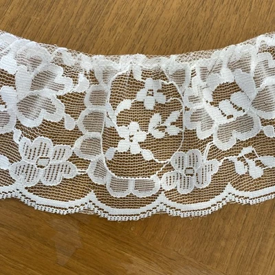 Vintage Lace White Ruffled 3 Yds 25 In- 3 In Wide New Never Used - Image 1 of 2