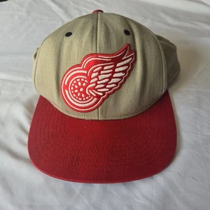 Red Wings Mitchell & Ness Fitted Baseball Cap - Picture 1 of 7