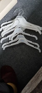 43 White Small Coat hangers Plastic - Picture 1 of 2