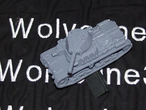Fiamme della Guerra Carro armato italiano M15/42 1/100 15mm SPEDIZIONE GRATUITA - Foto 1 di 2