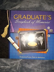 Scrapbook of Memories by Integrity Staff and Thomas Nelson Publishing Staff (20… - Imagen 1 de 9