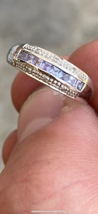 9ct white gold Tanzanite and diamond ring - Picture 1 of 4