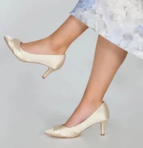 perfect bridal company shoes Gold Size 37 Rrp £119 - Picture 1 of 7