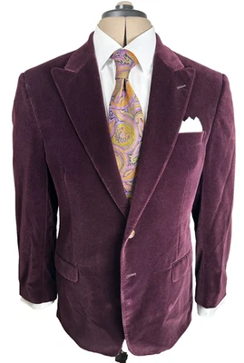 CHAQUETA DE DESCANSO DE TERCIOPELO REMOLACHA COSIDA CON SOLAPA PICO VERSACE 2B DE COLECCIÓN TALLA 56R Foto 1 de 4