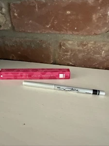 Mary Kay Signature Eyeliner CARBONE #9049 - NUOVO FUORI PRODUZIONE - Foto 1 di 4