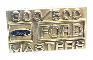 Pin 300 500 Ford Masters relleno de oro 10k  - Imagen 1 de 5