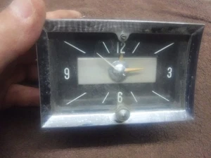1957 Chevrolet Belair, 210 and 150 Dash Clock Used OEM - Foto 1 di 8