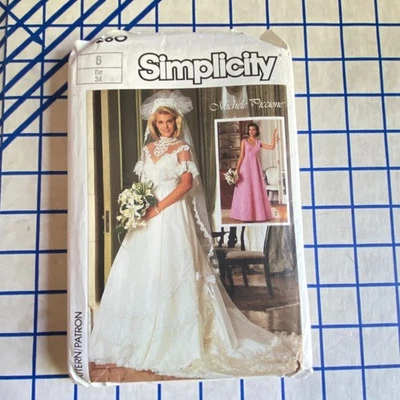 Womens Uncut 1980s Wedding Dress Bridesmaid Pattern Size 6 Simplicity 7260 - Image 1 of 4