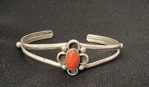 Vintage Native Navajo Sterling Silver Coral Cuff Bracelet 6-1/4” 9.8g - Picture 1 of 8
