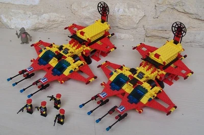 lego space x2 galaxy espace 6980 rouge et jaune , police - Photo 1/3