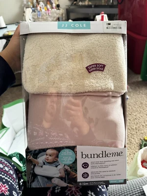 Paquete JJ Cole Me para asiento de coche y cochecito Foto 1 de 4