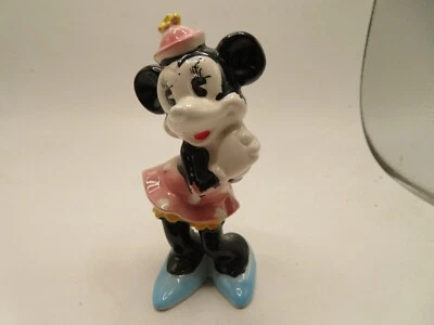 Enesco MINNIE MOUSE   Figurine- Donald  HANDS OUT   5 1/4 INCH - Image 1 of 4
