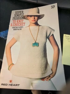 Coats & Clark's Book # 260, Super Simple Fashions to Knit & Crochet - Used - Picture 1 of 1