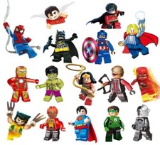 Super Hero Mini Figures Green Lantern Flash Superman Iron Man Hulk Free Gift Bag