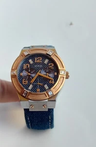 Orologio Guess Cinturino Denim Blu Oro Rosa & Argento Tonificato Acciaio Inox WR - Foto 1 di 6