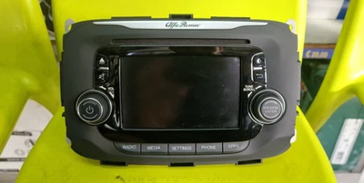 AUTORADIO ORIGINALE ALFA ROMEO GIULIETTA UCONNECT 940 FL VP2 ECE - Immagine 1 di 4