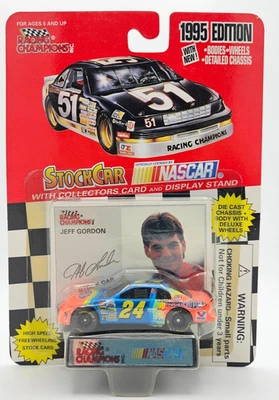 Campeones de carreras de NASCAR 1995 #24 Jeff Gordon Dupont 1/64 (desineados por Coca-Cola) Foto 1 de 4