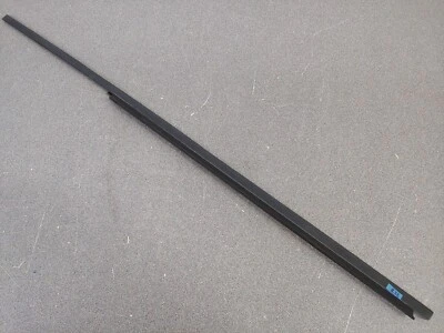USED ORIGINAL PORSCHE 911 930 COUPE RIGHT DOOR BLACK UPPER HORIZONTAL TRIM R22 - Image 1 of 4