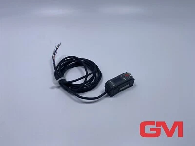 KEYENCE Lichtleiter-Messverstärker FS-V1P Fibre Amplifier Headunit Pnp - Image 1 of 4