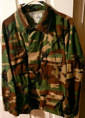 Army Style Camouflage Jacket Mens Size Large Great Condition No Flaws  - Image 1 of 2
