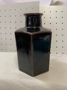 Dansk Designs Vase Japan BLT Brownstone 7" Hexagan Vase 19,99 - Bild 1 von 4