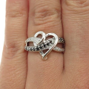 925 Sterling Silver Real Round-Cut Black & White Diamond Heart Ring Size 6 - Picture 1 of 8
