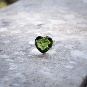 Forma Corazón Peridoto Topacio 925 Plata de Ley Hecho a Mano Anillo Todo Talla - Imagen 1 de 3