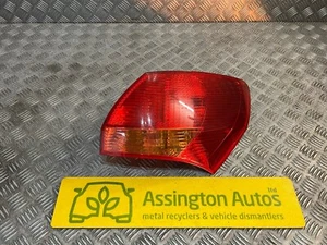 2009-14 Kia Venga MK1 PRE FACELIFT Offside Driver Rear Outer Light 924021P000 - Picture 1 of 13