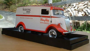 VINTAGE MAYTAG 1938 STUDEBAKER DIE CAST METAL TRUCK 1/25TH SCALE BANK  - Picture 1 of 1