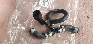 Genuine New Porsche Taycan Coolant Hose Pipe Joiner 9J1820596 - Picture 1 of 8