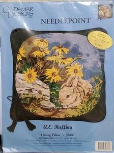 Candamar Designs Hiding Pillow BUNNY & DAISIES Needlepoint Kit NOS NIP - Picture 1 of 5