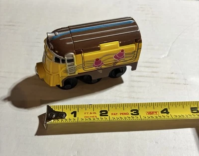 Chuggington Die-Cast Frostini Train  Frostini Yellow Brown - Image 1 of 4