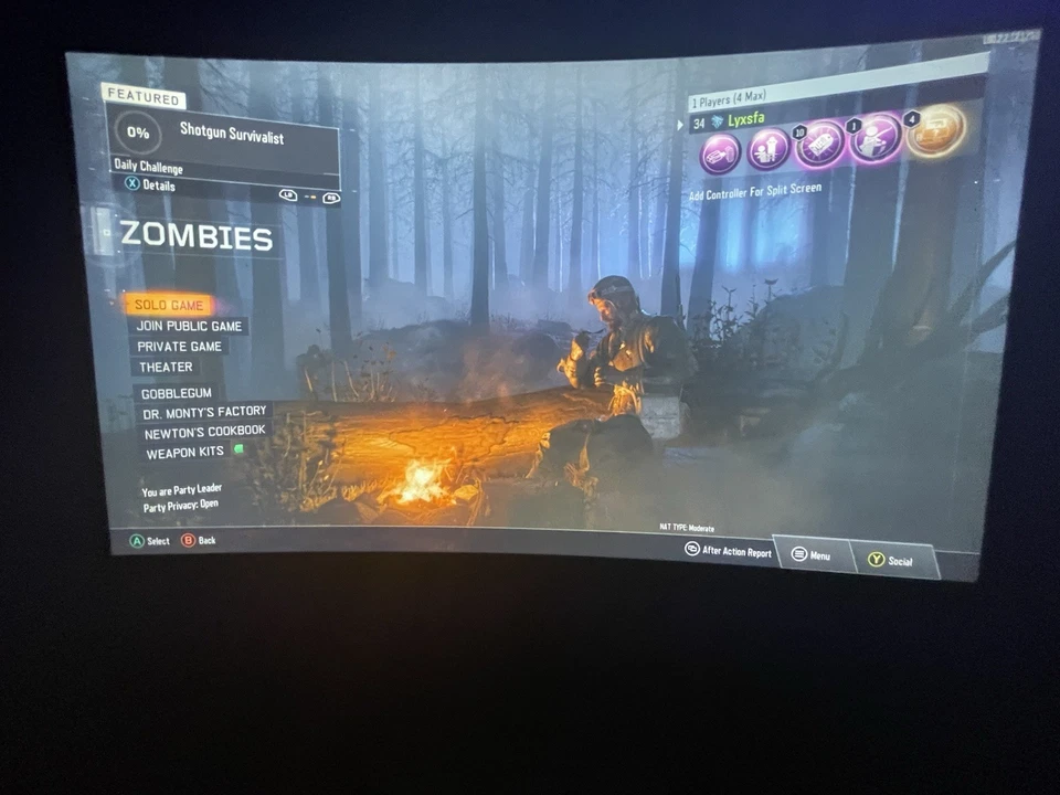 24 Inch Monitor Comes With Stand - Image 1 of 1