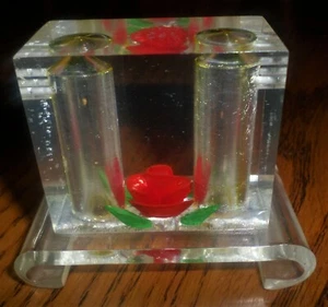 Vintage Red Rose 1 Stück Lucite Salz & Pfefferstreuer Set guter Zustand ohne Stopfen - Bild 1 von 7