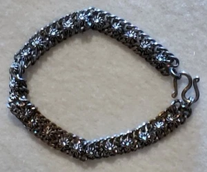 Vtg - Double Chain LINK Bracelet - W/ Flowers - 5/16 in Wide x 6 3/4 in Long - Picture 1 of 11