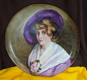 Vintage Keramik großes Porträt Wandbehang Ladegerät handbemalt lila Hut Dame 16" - Bild 1 von 10