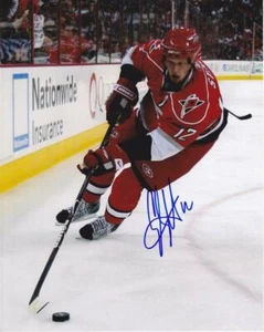 Foto firmada por Eric Staal de los huracanes de Carolina 8x10 certificado de autenticidad - Imagen 1 de 1