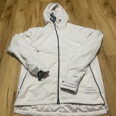 Nike Running Division Dynamic Vent Hooded Jacket CU7889-104 Men’s Size Medium  - Image 1 of 4