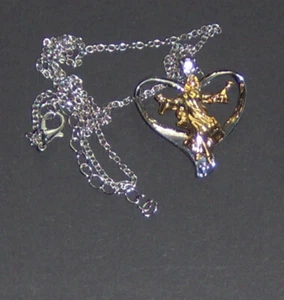 Modeschmuck: Anhänger mit Kette "Herz Jesu" - Bild 1 von 1