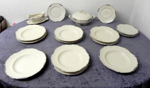  Speiseservice H & C Heinrich Art Deco Suppenteller Elfenbein  Dekorrand  - Bild 1 von 15