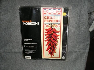 Vintage Monarch Horizons Long Stitch Kit CHILI PEPPERS  LS200 - New Condition - Picture 1 of 1