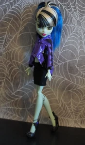 Monster High GOTH GIRL Outfit - NO DOLL - Picture 1 of 8