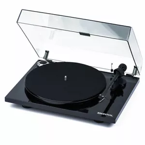 ProJect Essential III Phono Turntable in BLACK with Cover & Ortofon - Ex-Display - Picture 1 of 2