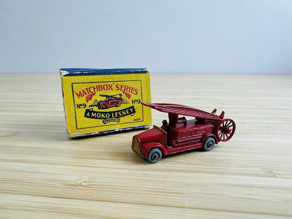 MATCHBOX REGULAR WHEEL NO. 9-A DENNIS FIRE ESCAPE MIB - Image 1 of 4