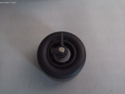 Casey Mears 1/24 Spongebob Action 04 Dodge Intrepid (wheel break) - Image 1 of 4