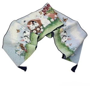 McGregor's Spring Garden Osterhase Hasen 72 Zoll Wandteppich Tischläufer - Bild 1 von 3