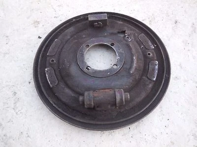 Placa de respaldo de freno de tambor trasero Porsche 356 B (izquierda, lado del conductor) #4 Foto 1 de 4